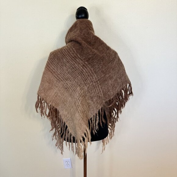 Vintage Womens Montrose Mohair Wool Shawl Fringe Sweater Brown 1960s - Picture 7 of 8